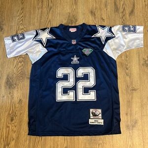 Throwback Emmitt Smith Jersey! A must have for cowboy or football fans